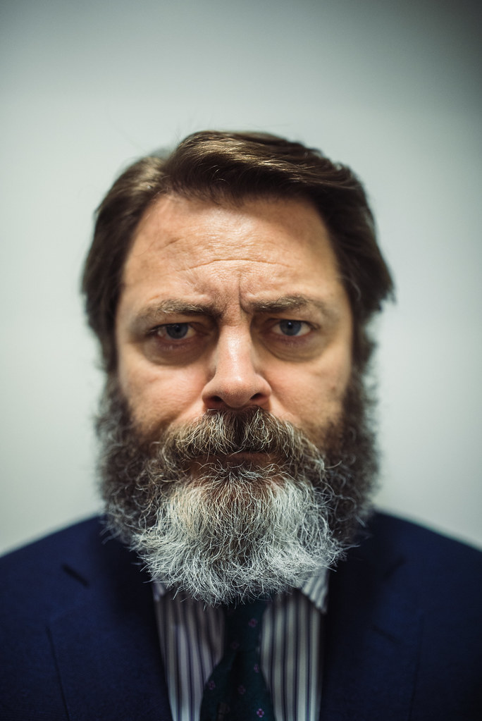 Devs er en sci-fi krimi på 8 afsnit. Serien foregår i Amaya, som er en high-tech virksomhed i Silicon Valley, hvor en nyansat i  den hemmelige afdeling Devs forsvinder efter bare en dag. Hans kæreste går så i gang med at undersøge hvad der er sket. Hvad er Devs? Hvem var kæresten egentlig? Hvor er han? Hvorfor forsvandt han? Serien er fuld af spørgsmål og intet er tilsyneladende, som vi tror, eller er det? En meget flot fotograferet serie. Devs kan ses på Hbo.